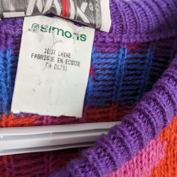Vintage Simons 100% wool colorful vibrant 90s sweater small medium A - Picture 5 of 9